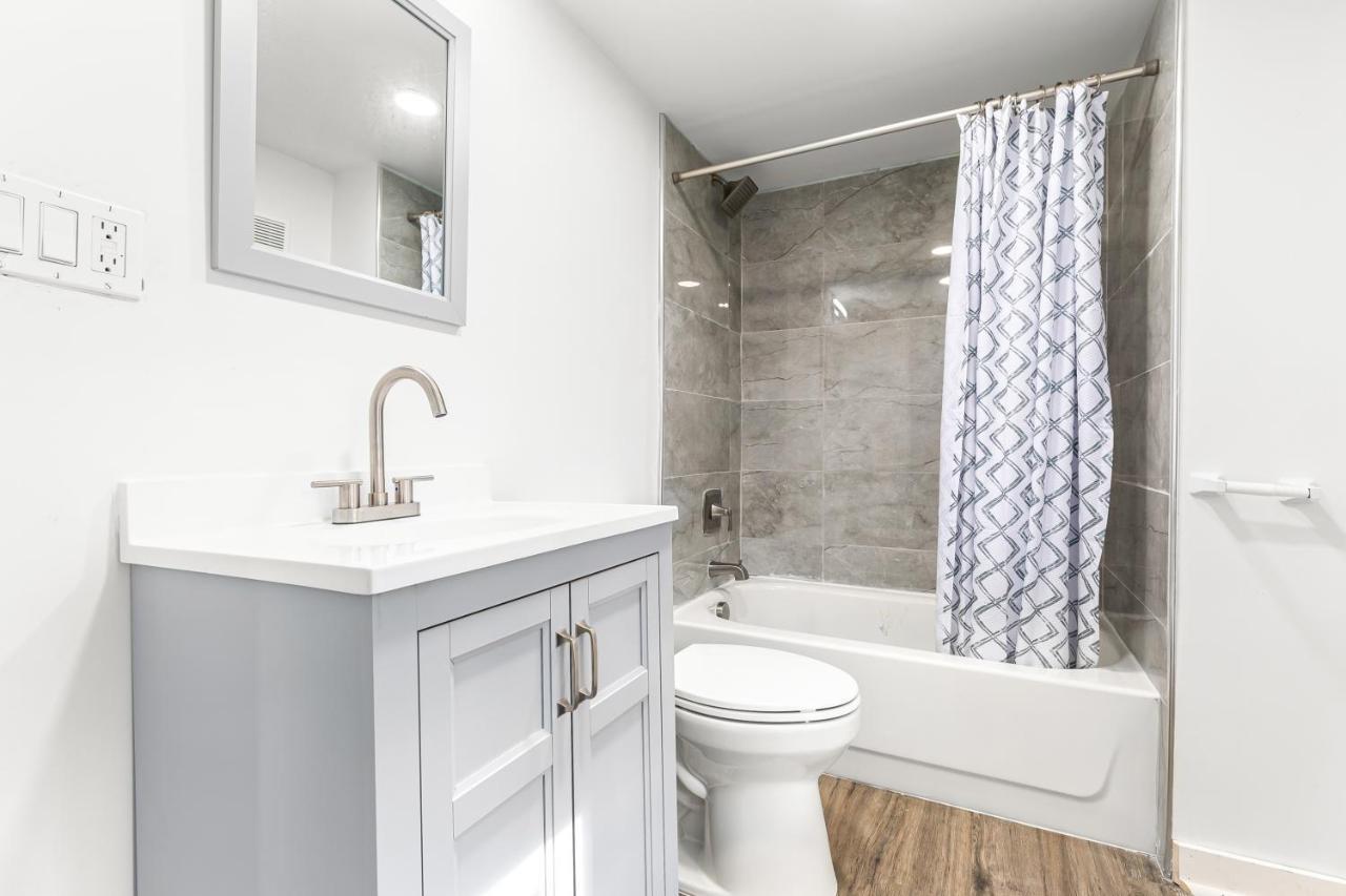 North End Treasure, Beautiful 2 Bedroom Apartment *